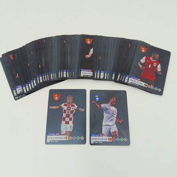 Коллекционные карточки Футбол Чёрные 2026 пластиковые, 55шт в колоде 9х6,5х1,9см, 10шт в дисплее 18,5х10,5х6,5см 3126-Black