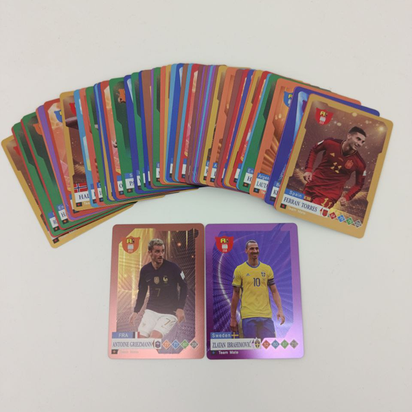 Коллекционные карточки Футбол Радуга 2026 пластиковые, 55шт в колоде 9х6,5х1,9см, 10шт в дисплее 18,5х10,5х6,5см 3126-Rainbow